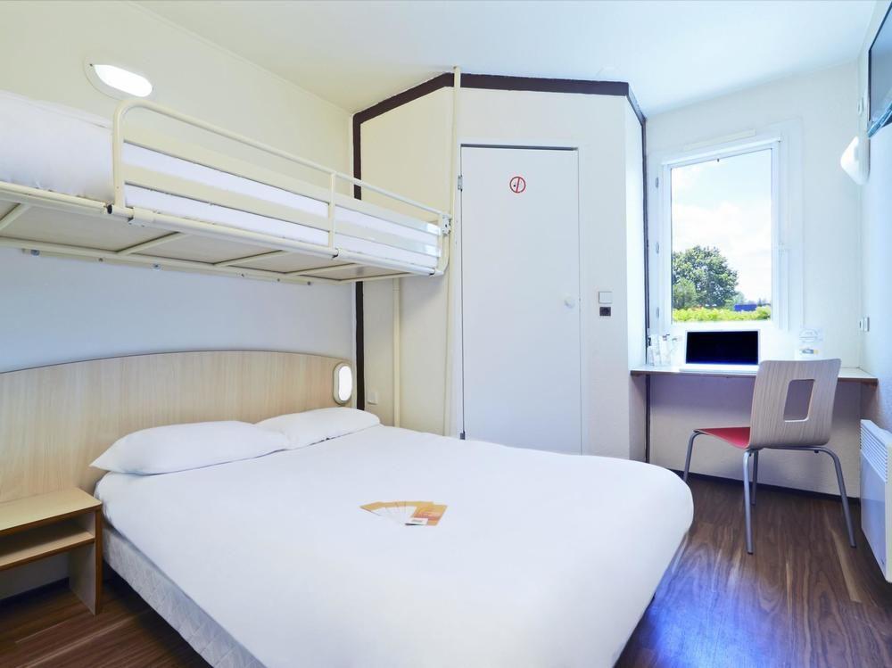 Hotel F1 Lyon Genay Massieux Dış mekan fotoğraf