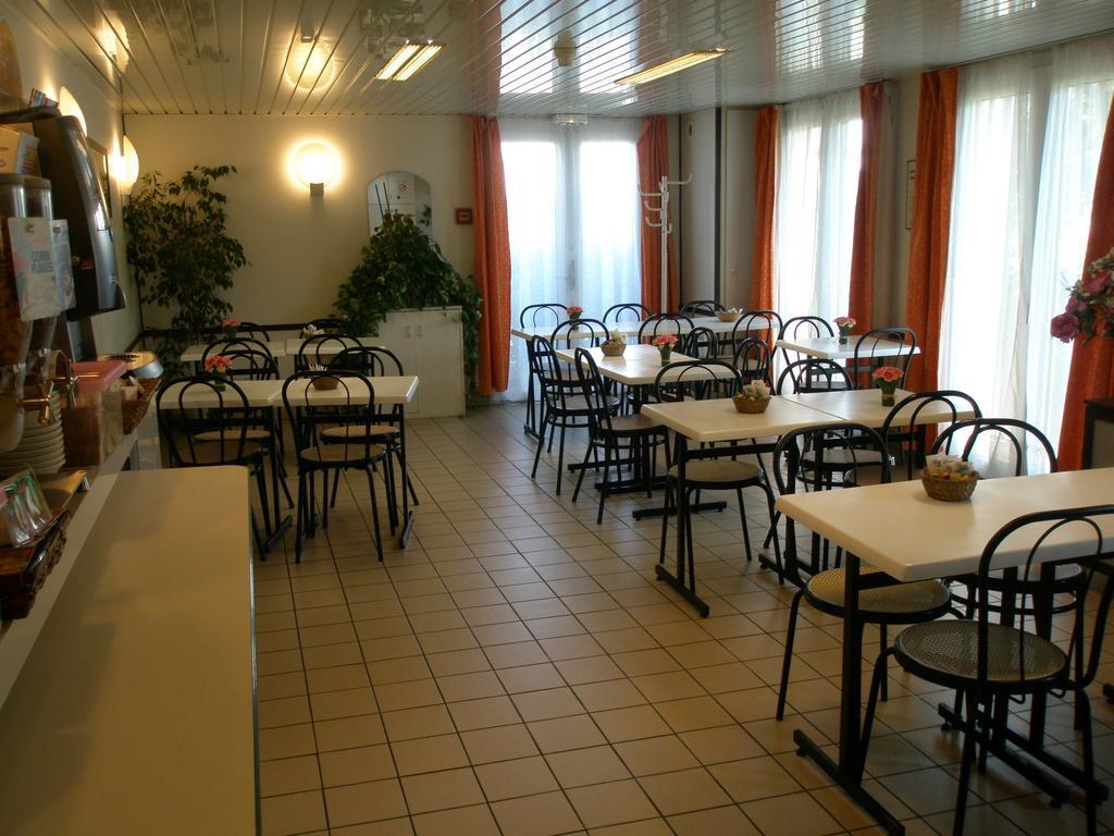 Hotel F1 Lyon Genay Massieux Restoran fotoğraf